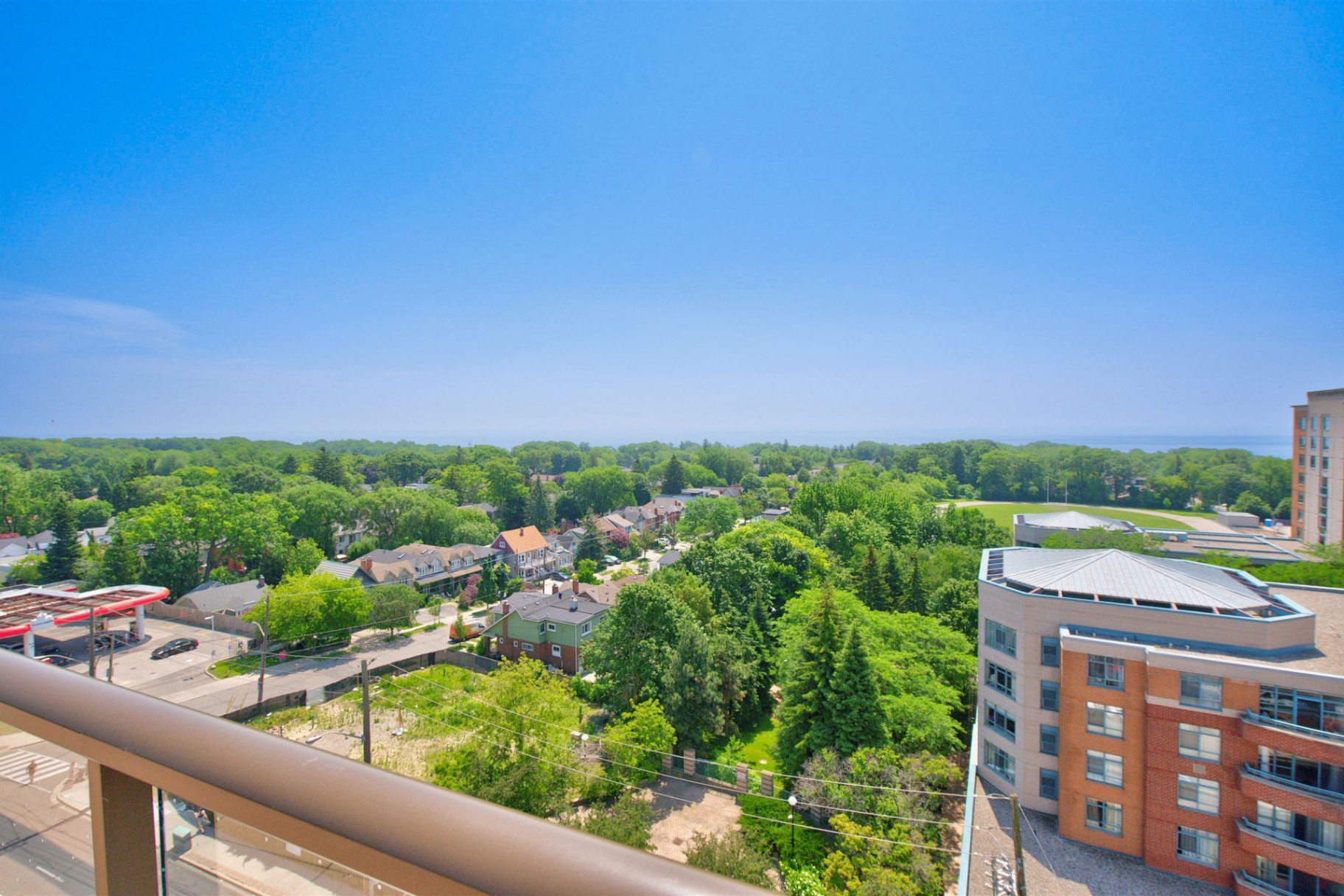 Rooftop terrace views south to Lake Ontario